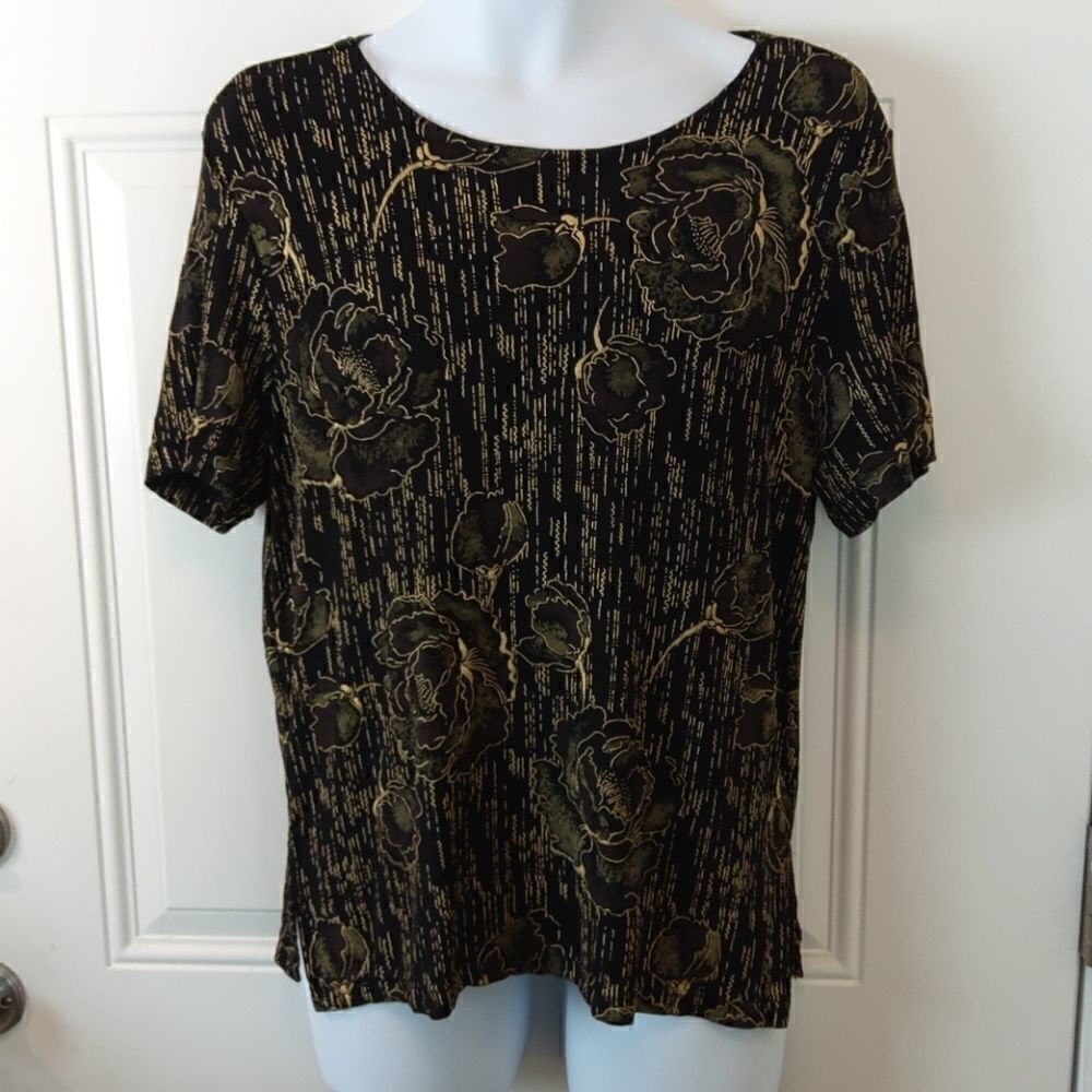 Voir black and gold metallic short sleeve blouse